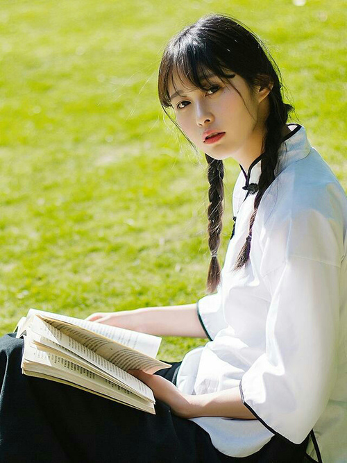 中国九游体育-伯恩茅斯扳平比分，赢得球迷掌声，伯恩茅斯吧